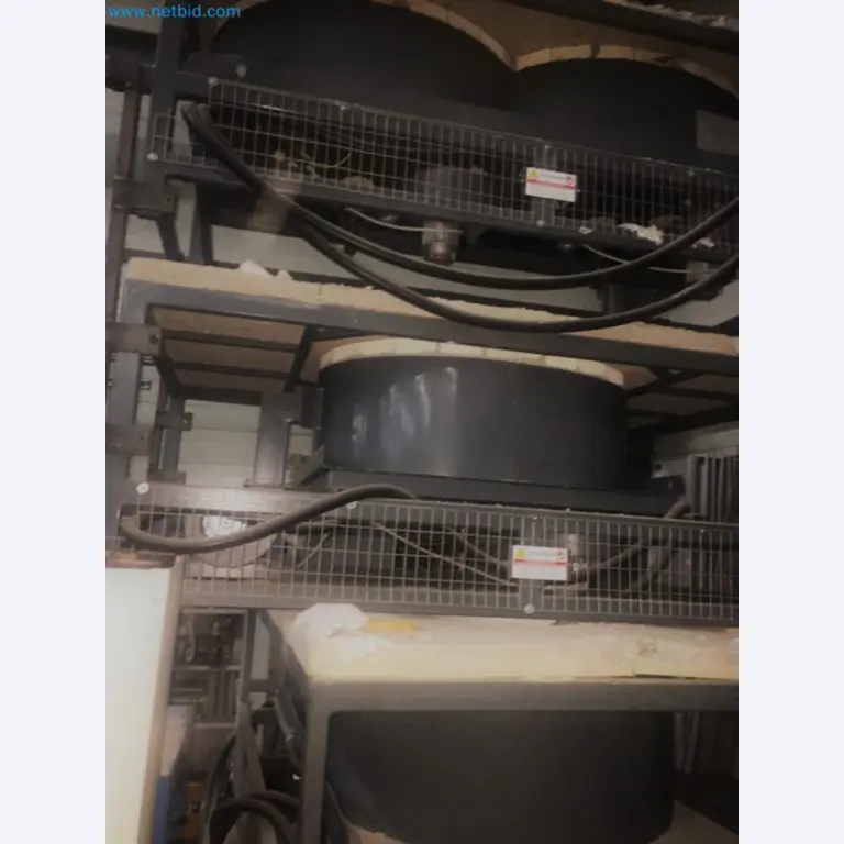 Sale of a complete warehouse of machinery for the glass industry in Spain-5