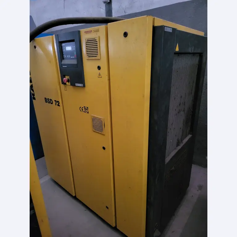 Sale of a complete warehouse of machinery for the glass industry in Spain-12