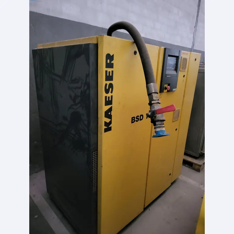 Sale of a complete warehouse of machinery for the glass industry in Spain-16