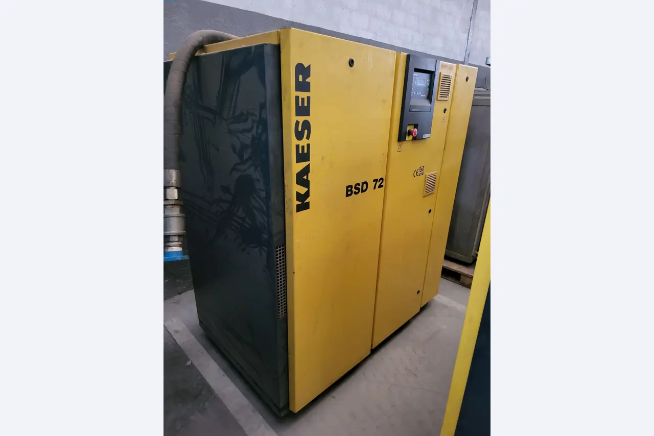 Sale of a complete warehouse of machinery for the glass industry in Spain-1