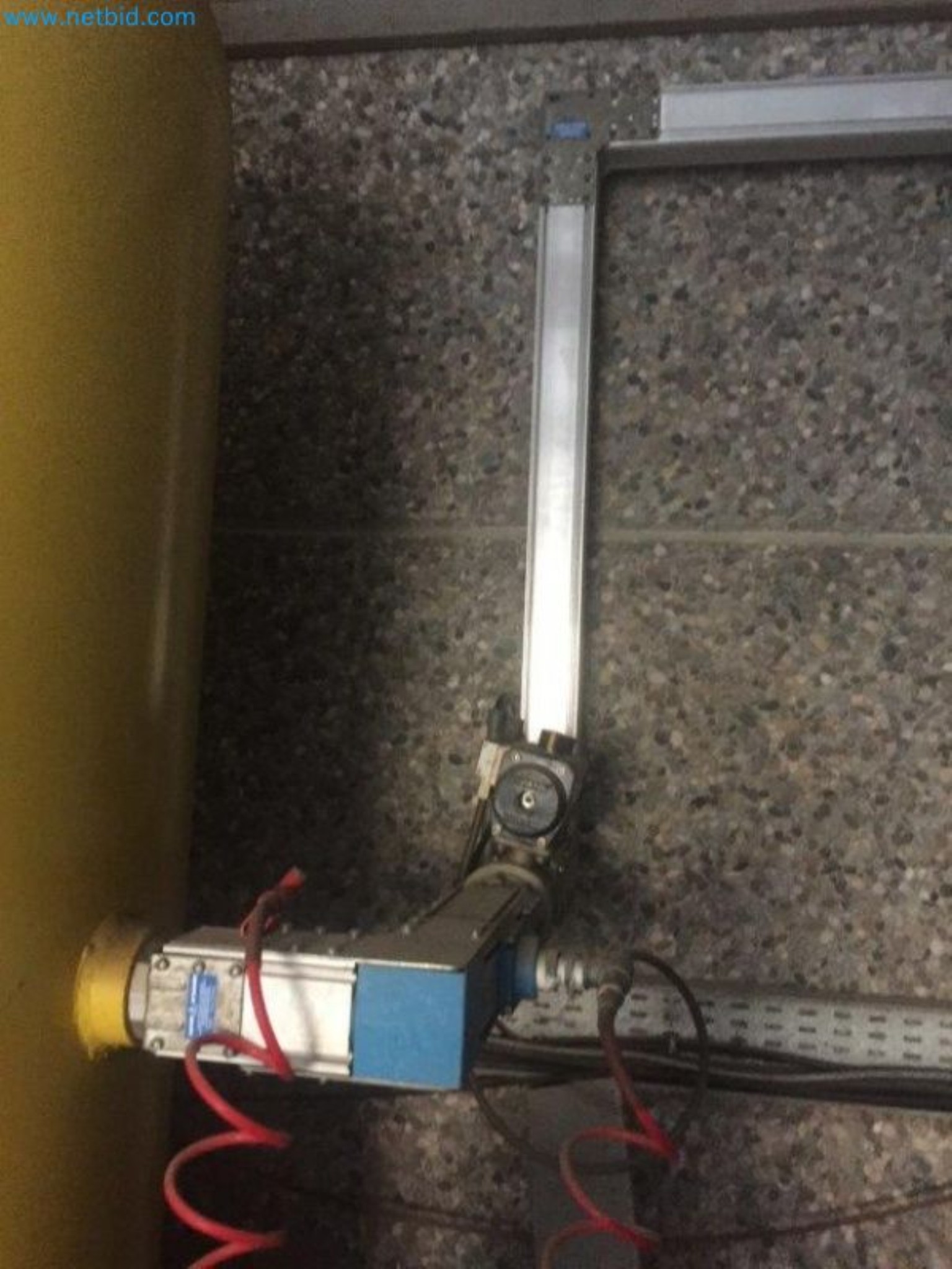 Sale of a complete warehouse of machinery for the glass industry in Spain-8