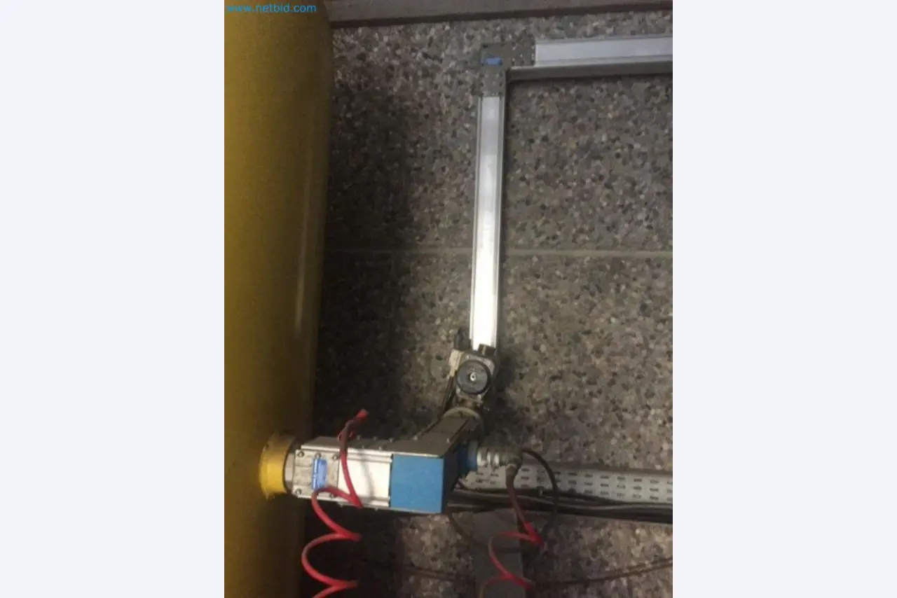 Sale of a complete warehouse of machinery for the glass industry in Spain-8