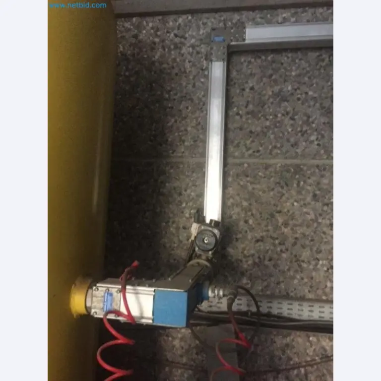 Sale of a complete warehouse of machinery for the glass industry in Spain-8