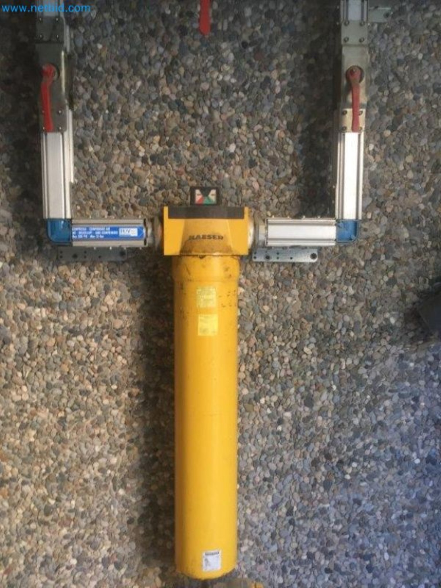 Sale of a complete warehouse of machinery for the glass industry in Spain-9