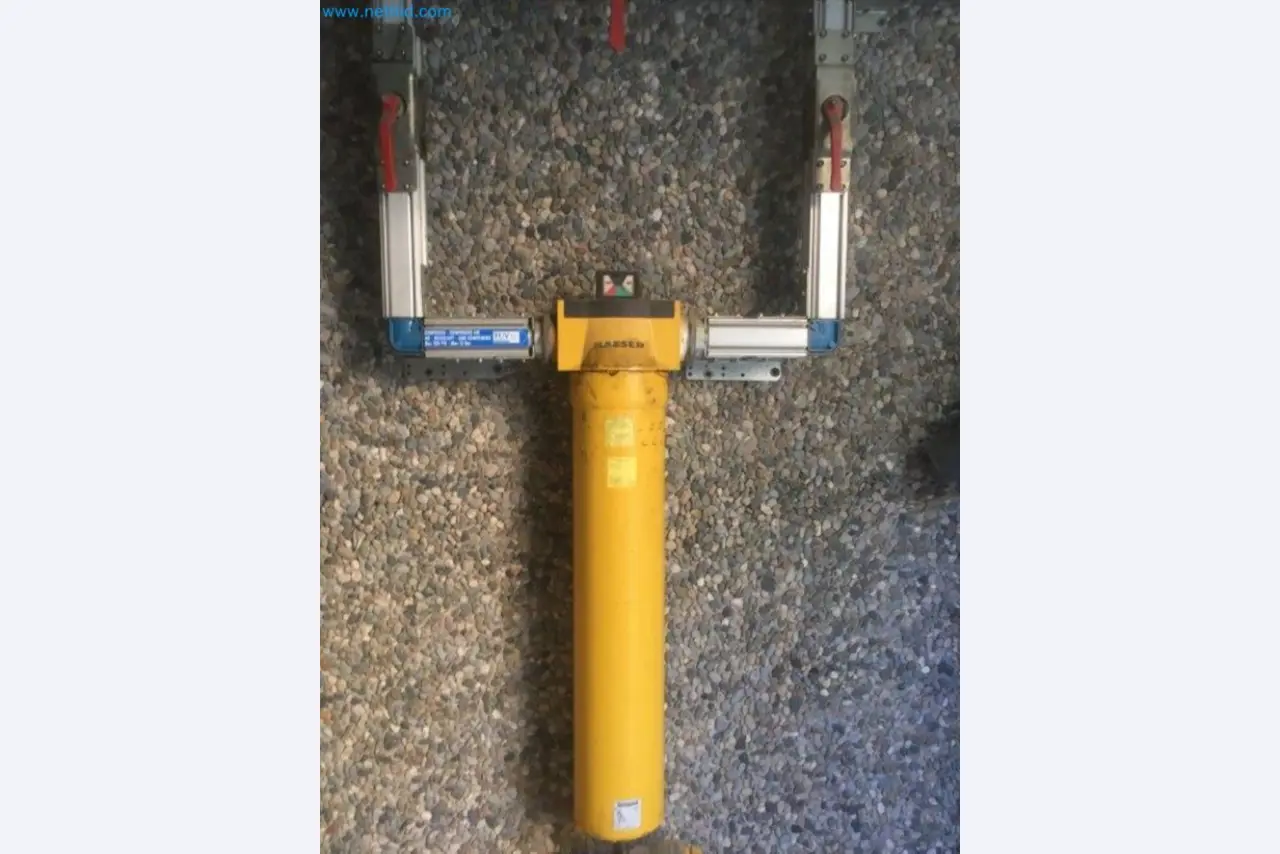 Sale of a complete warehouse of machinery for the glass industry in Spain-9