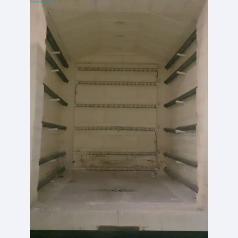 Sale of a complete warehouse of machinery for the glass industry in Spain-3