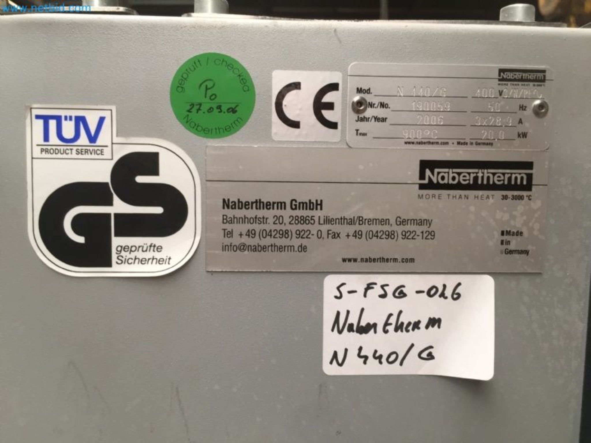 Sale of a complete warehouse of machinery for the glass industry in Spain-7