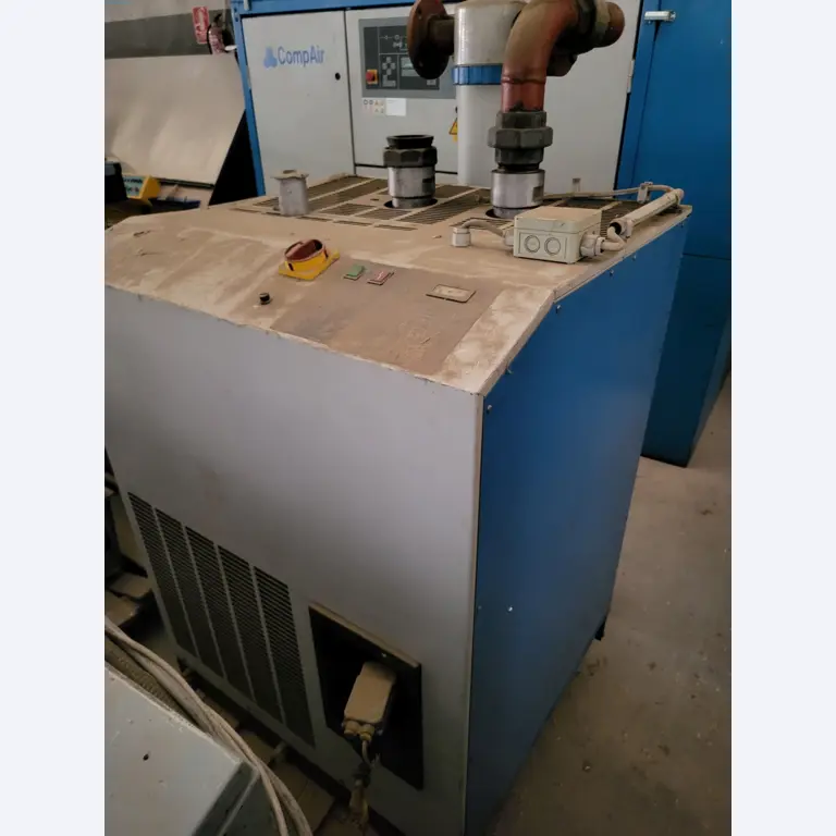 Sale of a complete warehouse of machinery for the glass industry in Spain-2