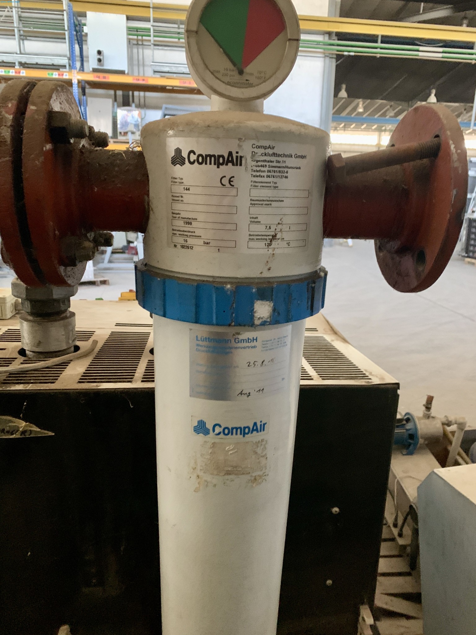 Sale of a complete warehouse of machinery for the glass industry in Spain-5