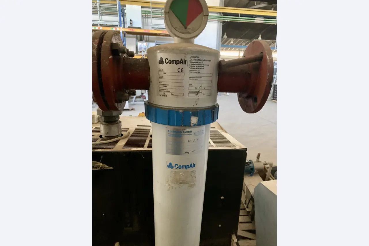 Sale of a complete warehouse of machinery for the glass industry in Spain-5