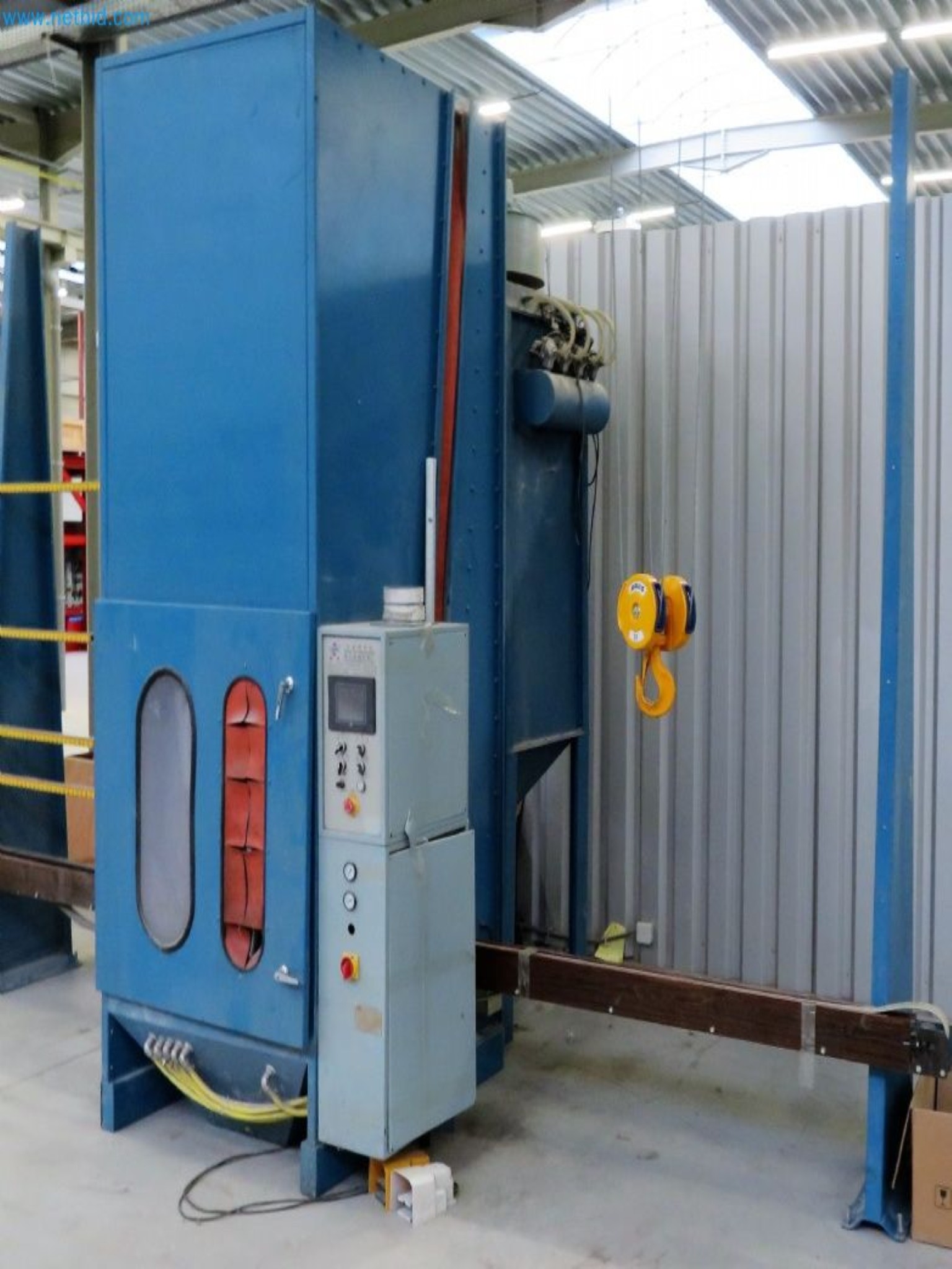 Sale of a complete warehouse of machinery for the glass industry in Spain-1