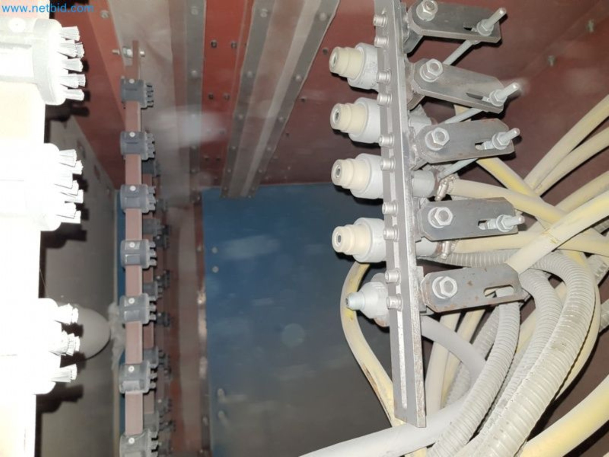 Sale of a complete warehouse of machinery for the glass industry in Spain-3