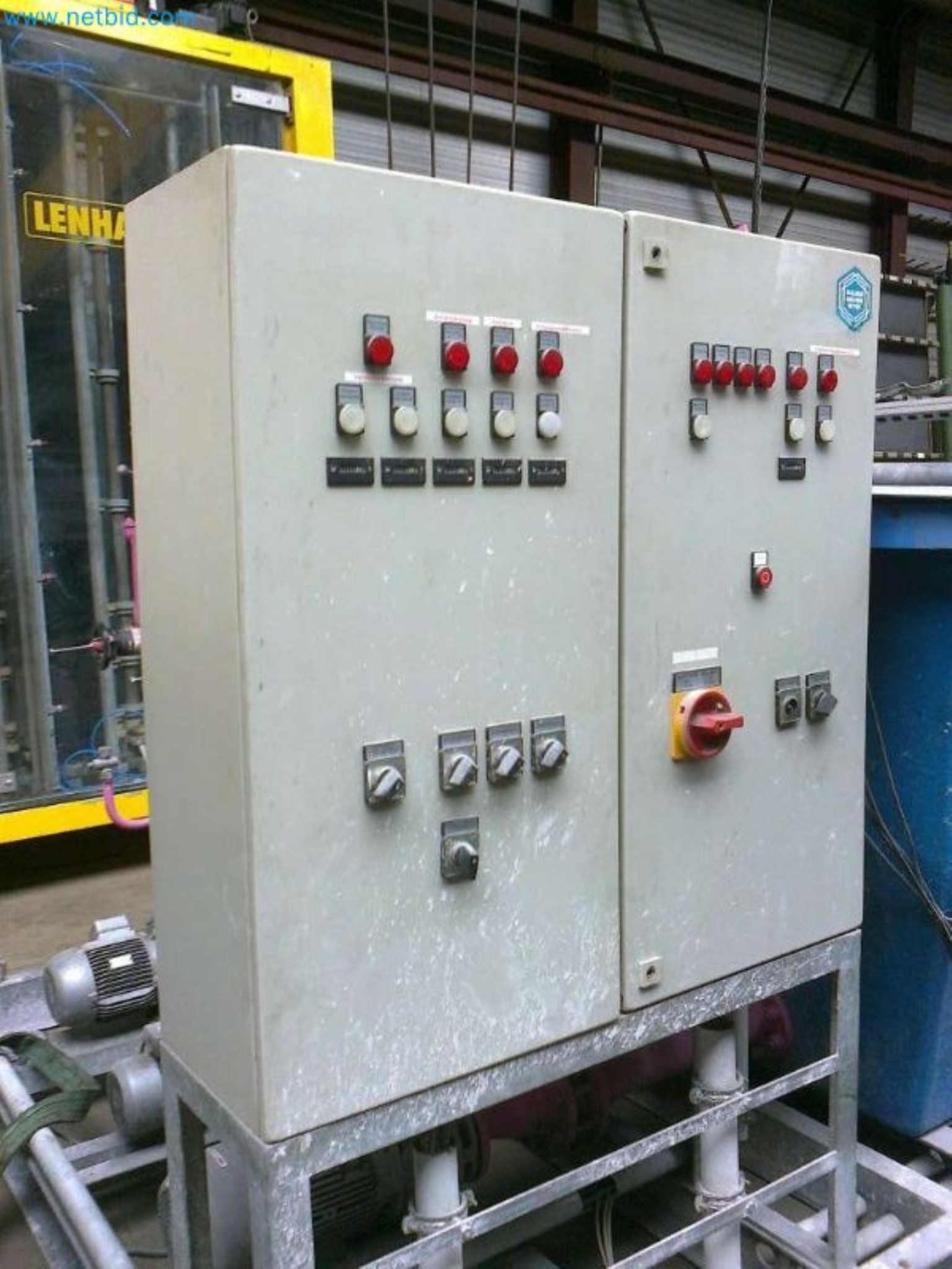 Sale of a complete warehouse of machinery for the glass industry in Spain-4