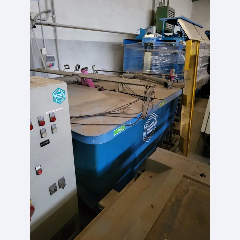 Sale of a complete warehouse of machinery for the glass industry in Spain-6