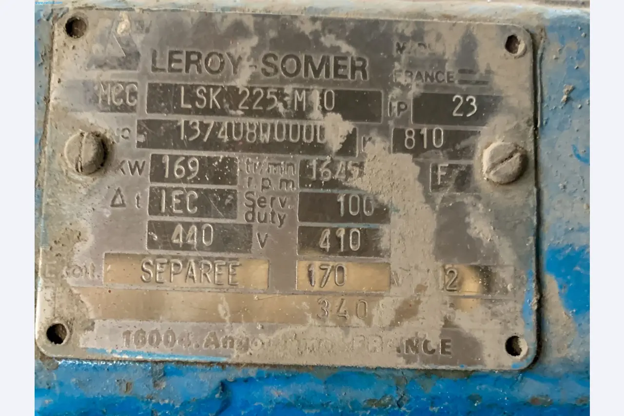 Sale of a complete warehouse of machinery for the glass industry in Spain-3