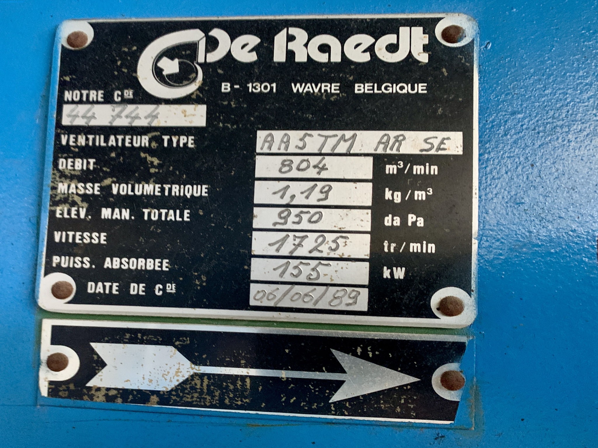 Sale of a complete warehouse of machinery for the glass industry in Spain-4