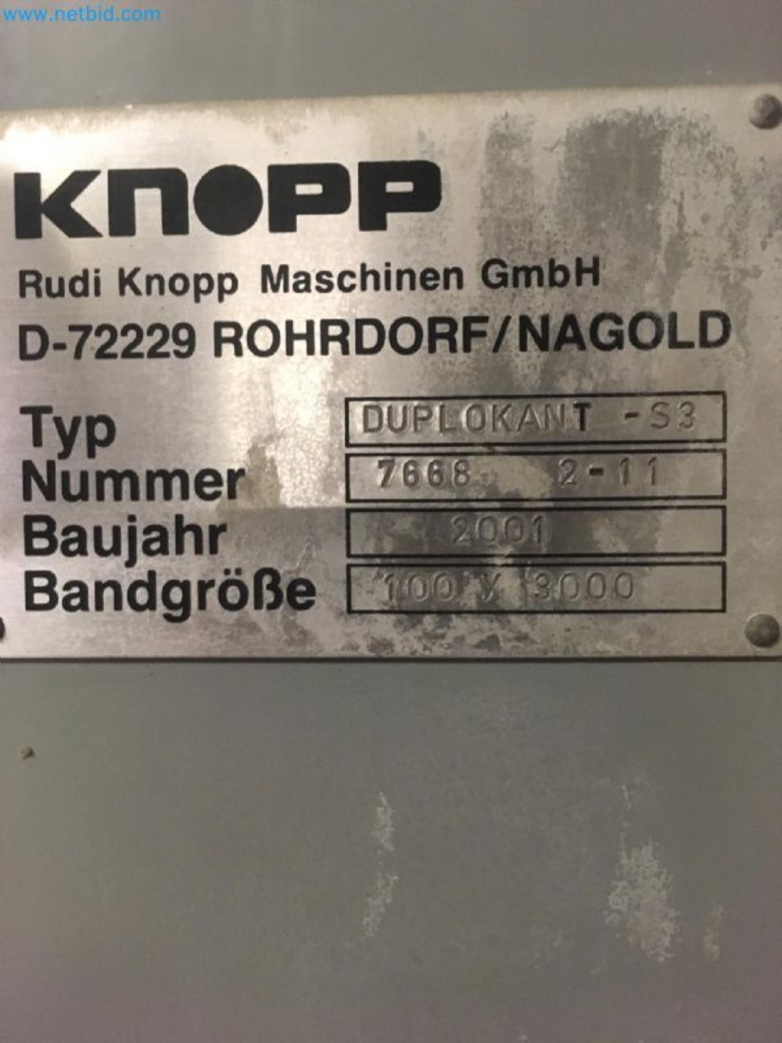 Sale of a complete warehouse of machinery for the glass industry in Spain-2