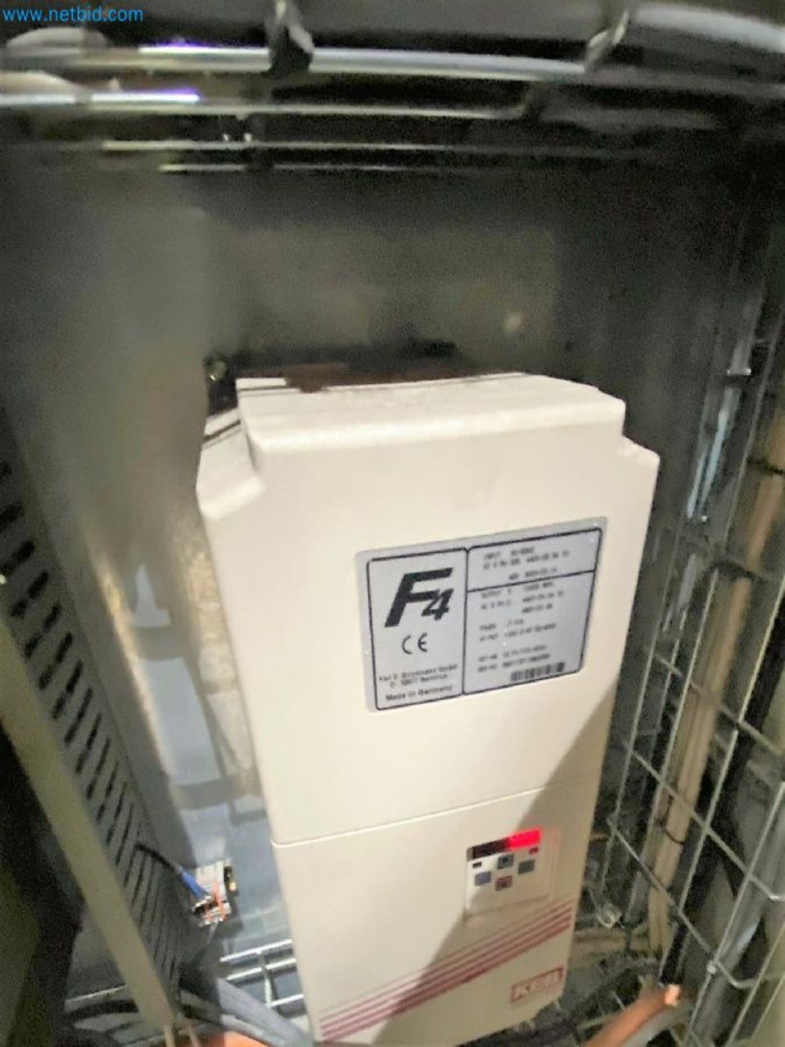 Sale of a complete warehouse of machinery for the glass industry in Spain-10