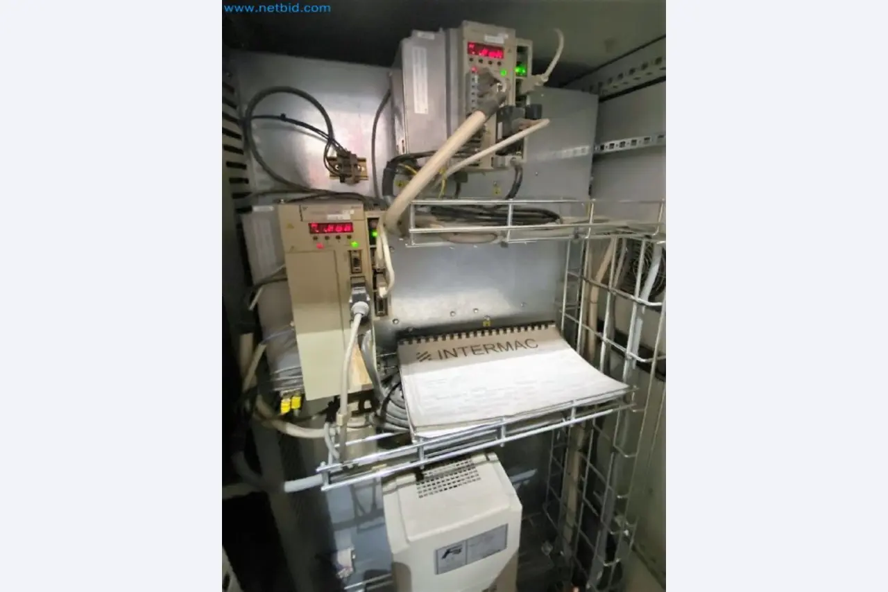 Sale of a complete warehouse of machinery for the glass industry in Spain-11