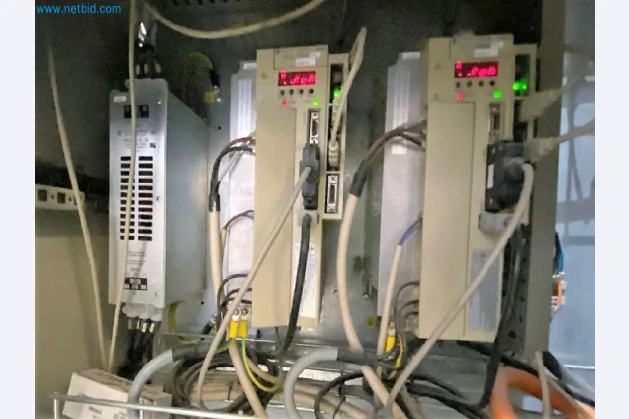 Sale of a complete warehouse of machinery for the glass industry in Spain-12