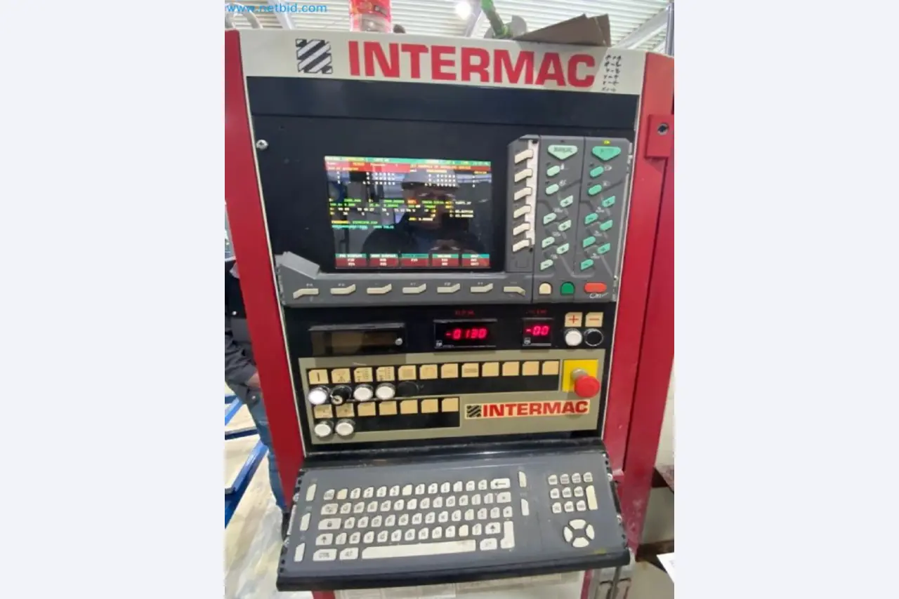 Sale of a complete warehouse of machinery for the glass industry in Spain-2