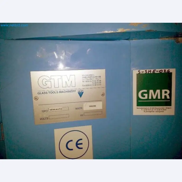 Sale of a complete warehouse of machinery for the glass industry in Spain-8