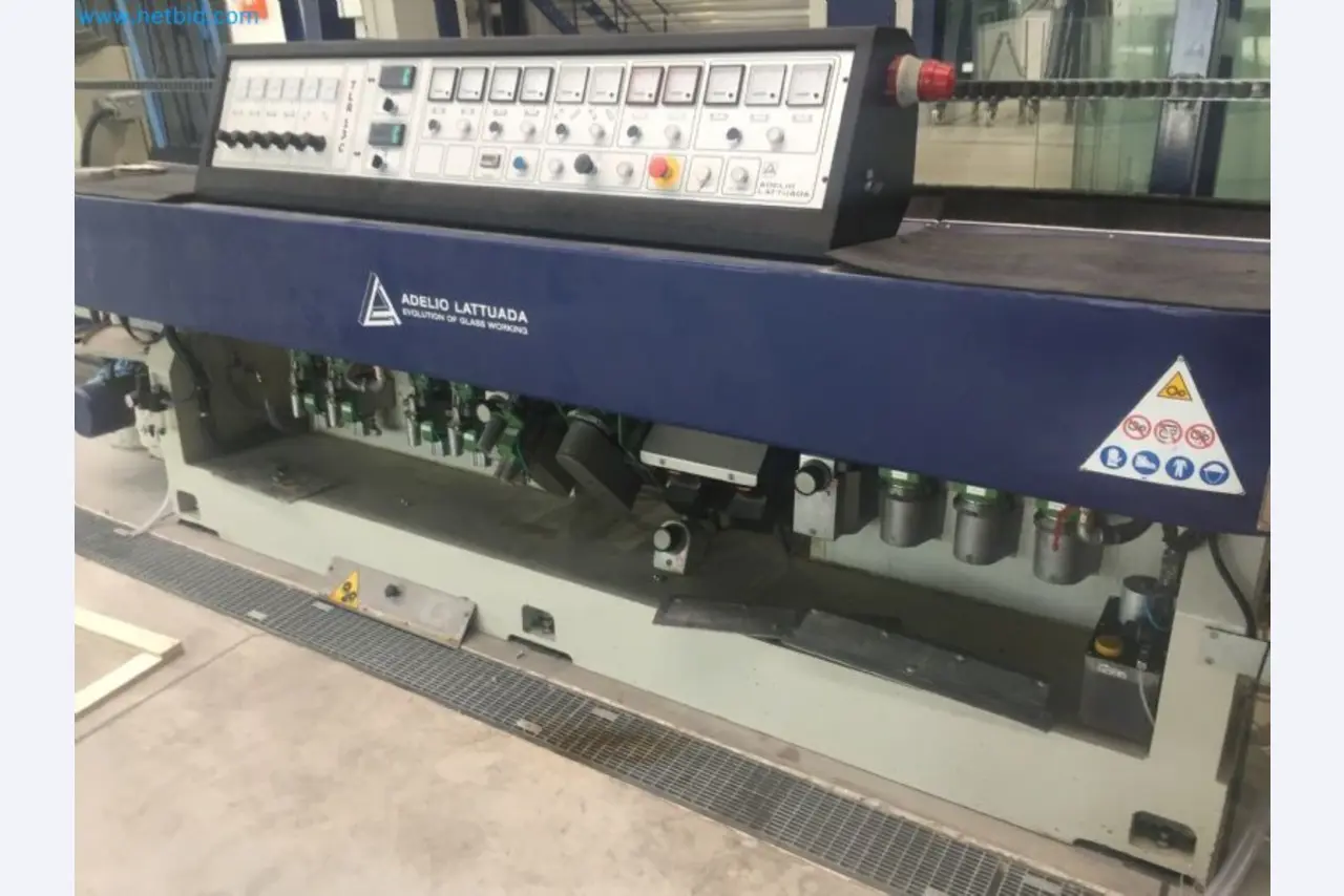 Sale of a complete warehouse of machinery for the glass industry in Spain-1