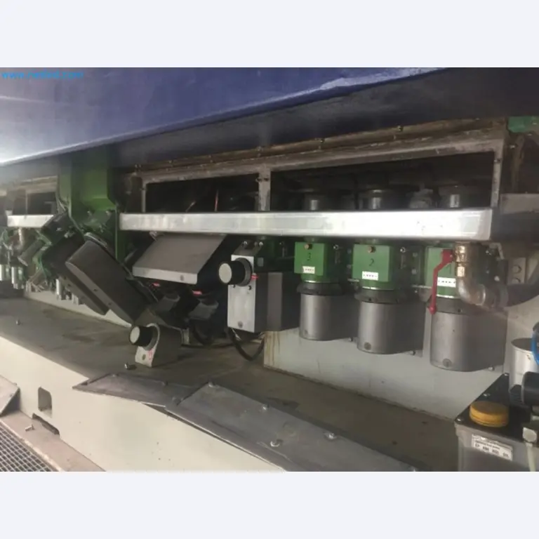 Sale of a complete warehouse of machinery for the glass industry in Spain-2