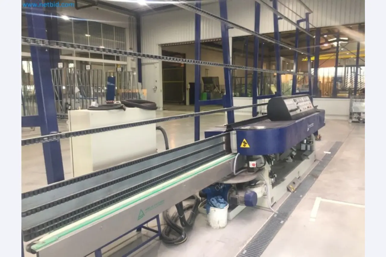 Sale of a complete warehouse of machinery for the glass industry in Spain-4