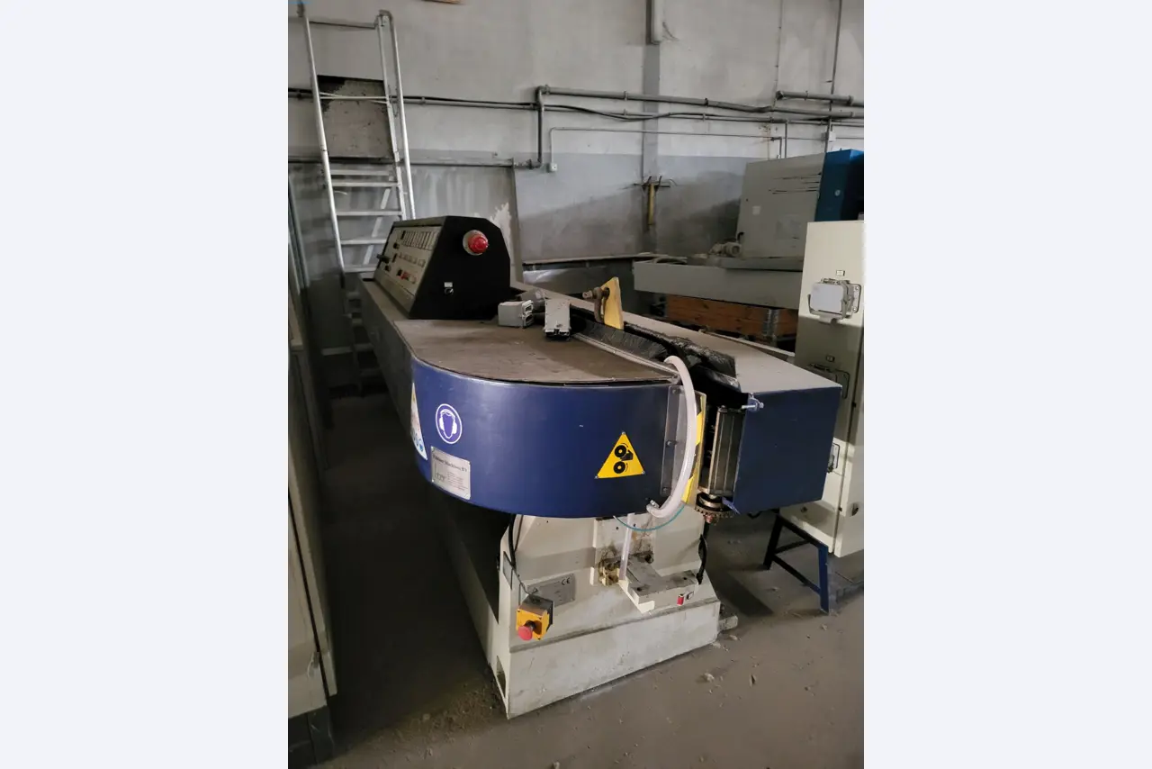 Sale of a complete warehouse of machinery for the glass industry in Spain-6