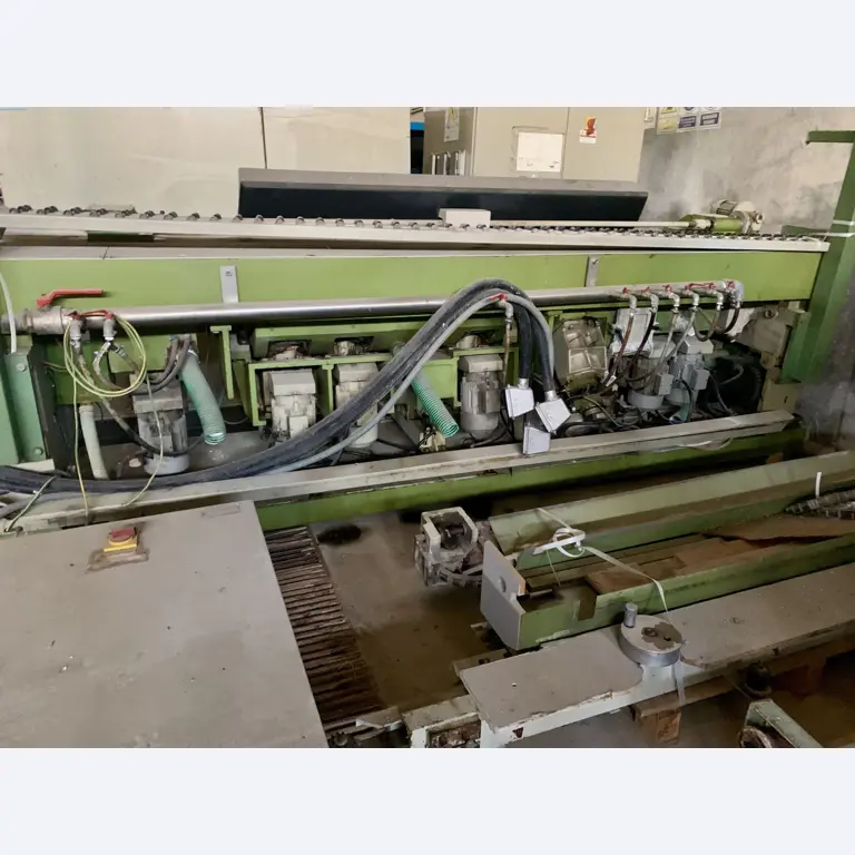 Sale of a complete warehouse of machinery for the glass industry in Spain-11