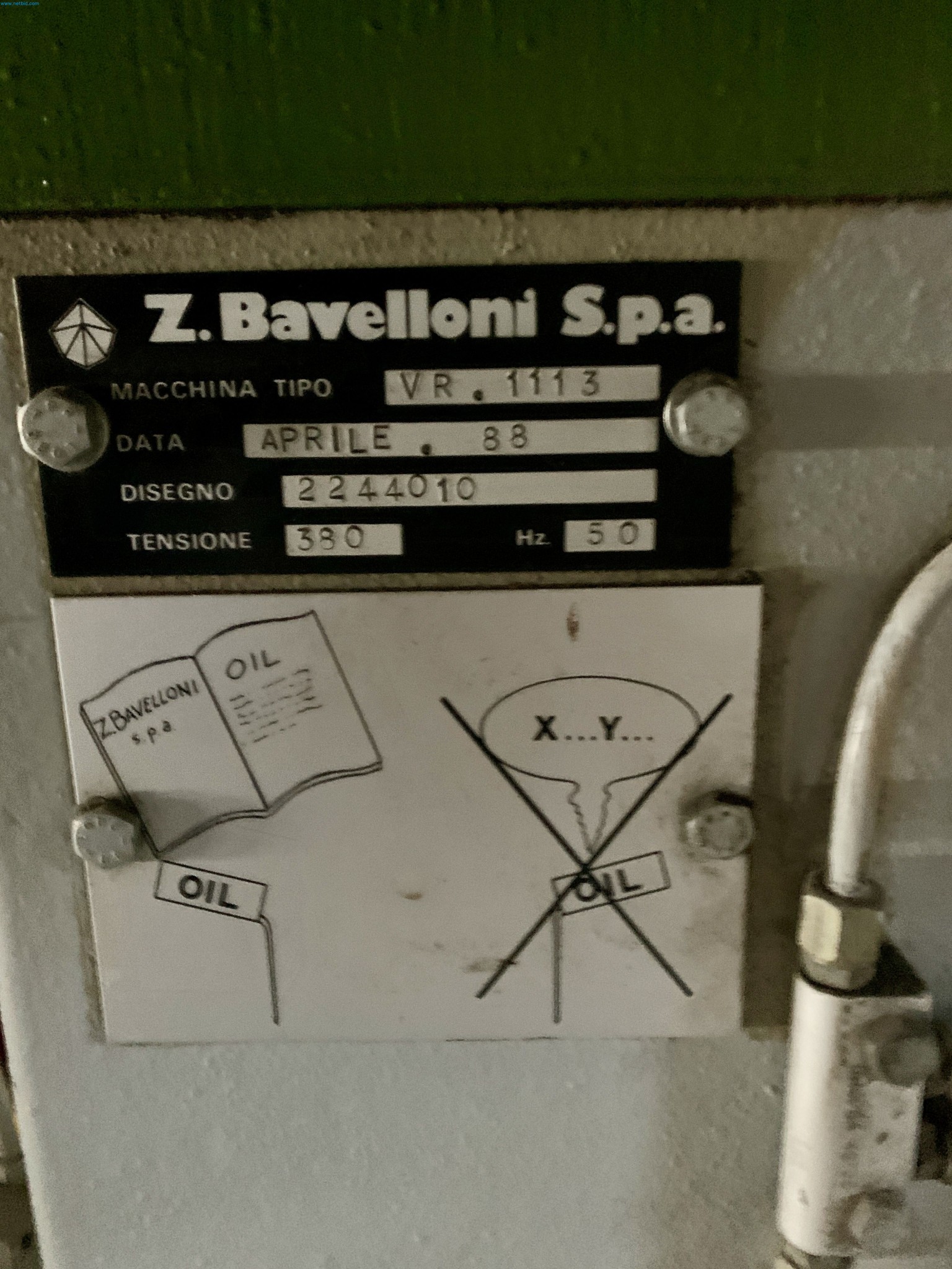 Sale of a complete warehouse of machinery for the glass industry in Spain-14