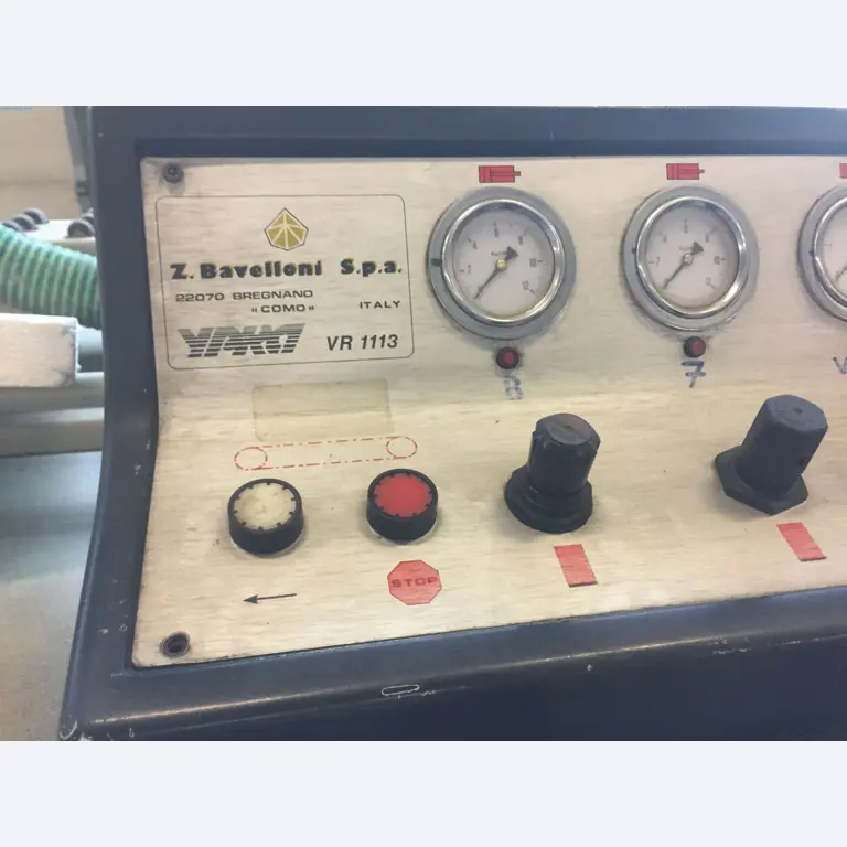 Sale of a complete warehouse of machinery for the glass industry in Spain-16