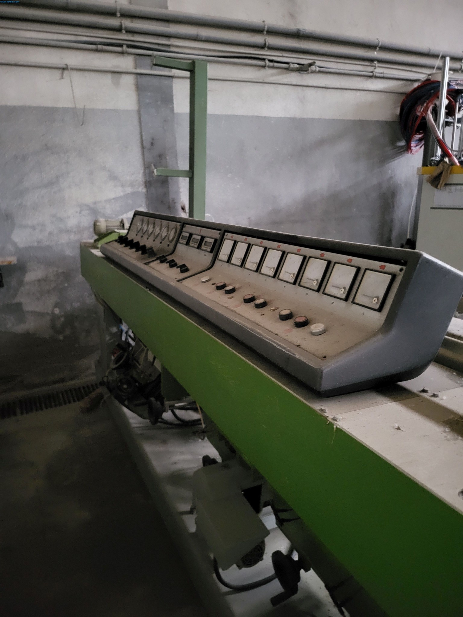 Sale of a complete warehouse of machinery for the glass industry in Spain-2