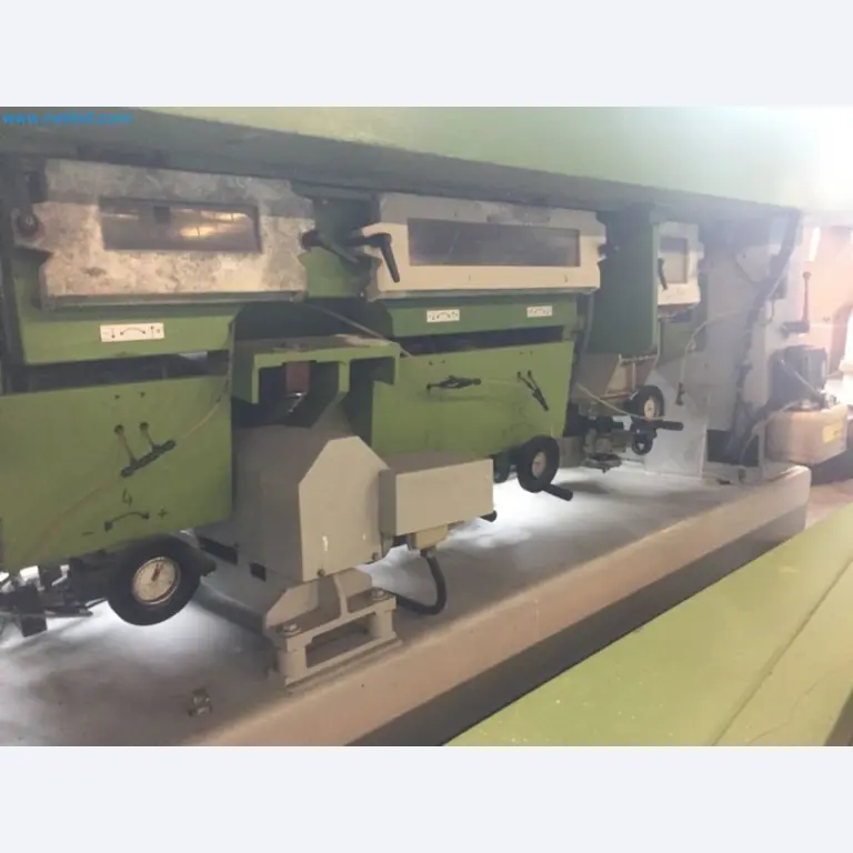 Sale of a complete warehouse of machinery for the glass industry in Spain-3