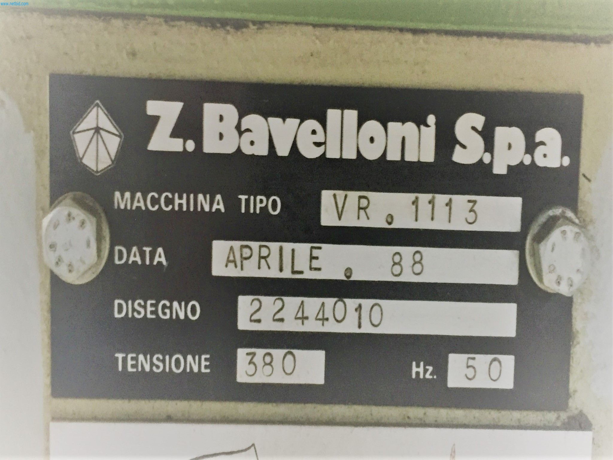 Sale of a complete warehouse of machinery for the glass industry in Spain-7