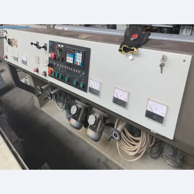 Sale of a complete warehouse of machinery for the glass industry in Spain-10