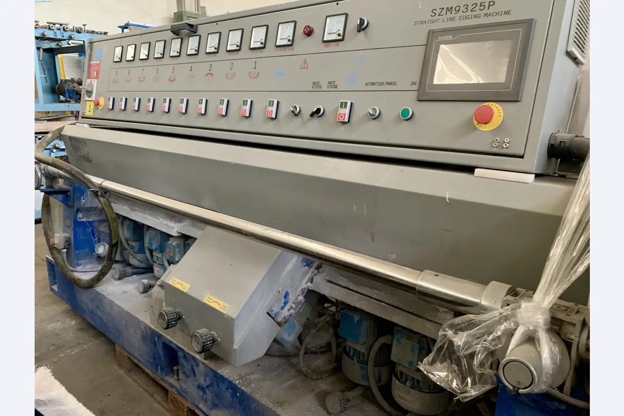 Sale of a complete warehouse of machinery for the glass industry in Spain-5