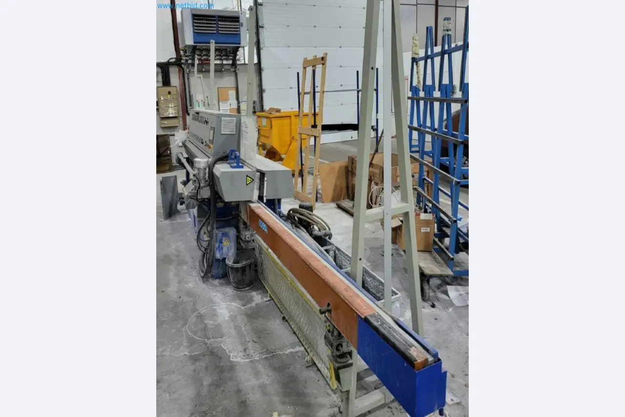 Sale of a complete warehouse of machinery for the glass industry in Spain-7