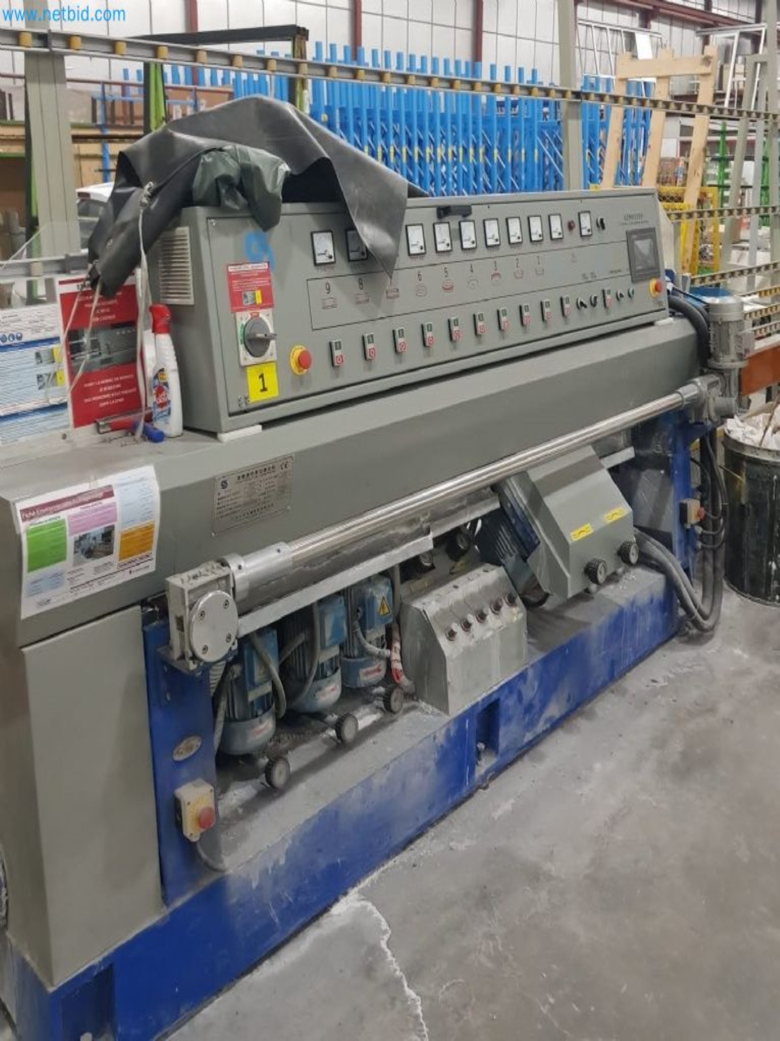 Sale of a complete warehouse of machinery for the glass industry in Spain-1