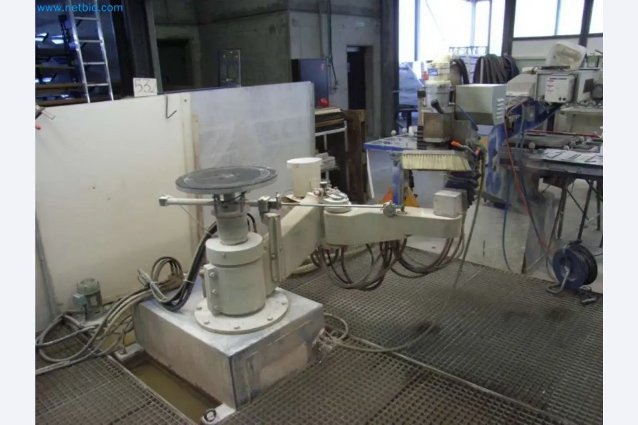 Sale of a complete warehouse of machinery for the glass industry in Spain-1