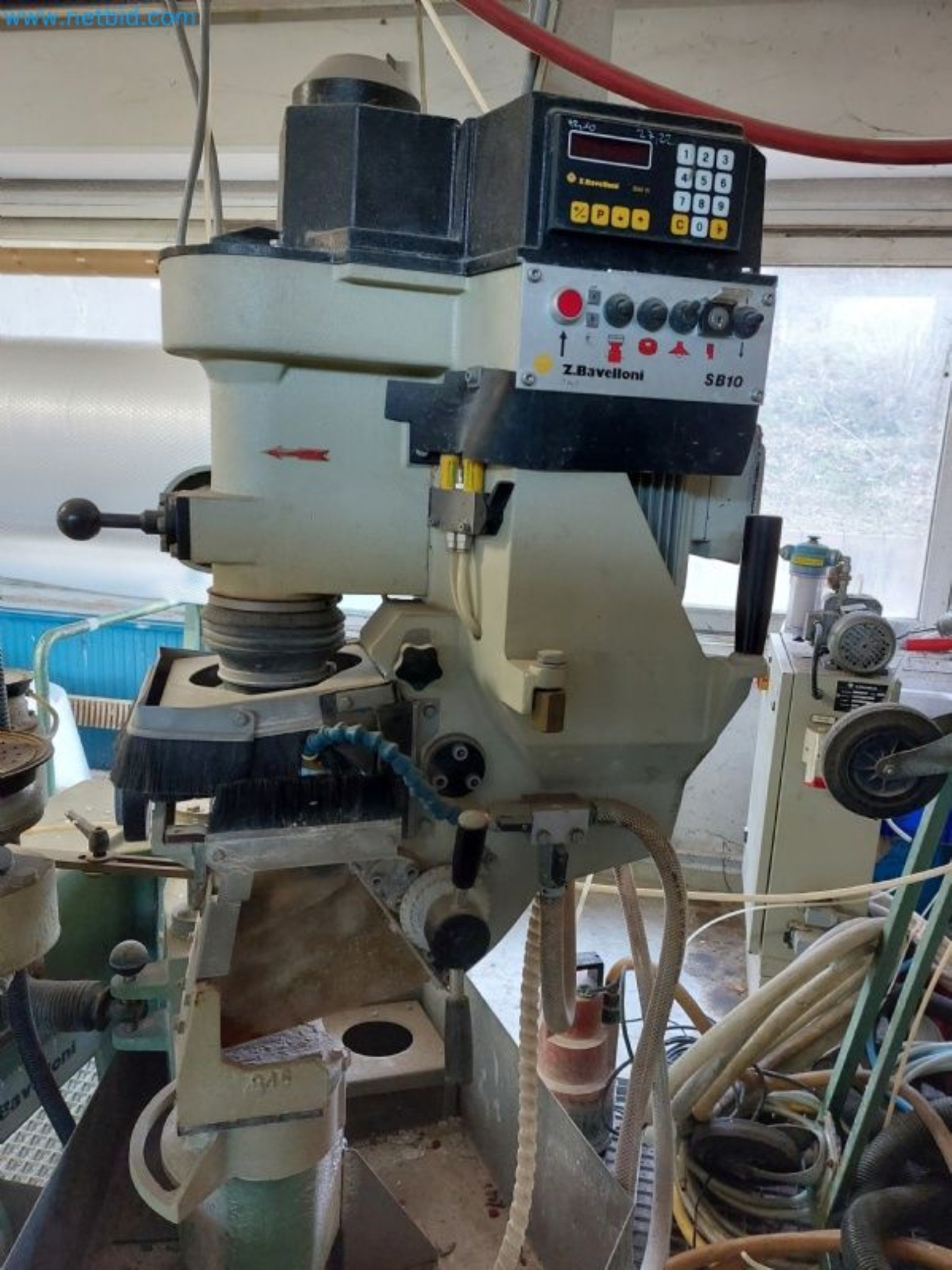 Sale of a complete warehouse of machinery for the glass industry in Spain-2