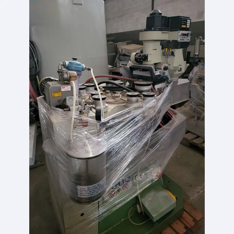 Sale of a complete warehouse of machinery for the glass industry in Spain-5