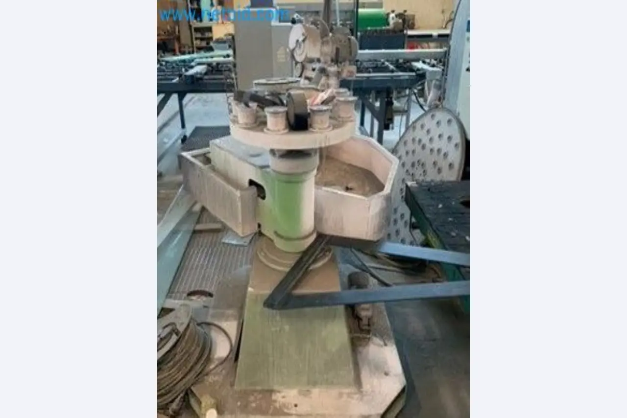 Sale of a complete warehouse of machinery for the glass industry in Spain-13