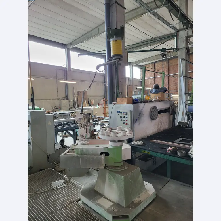 Sale of a complete warehouse of machinery for the glass industry in Spain-1