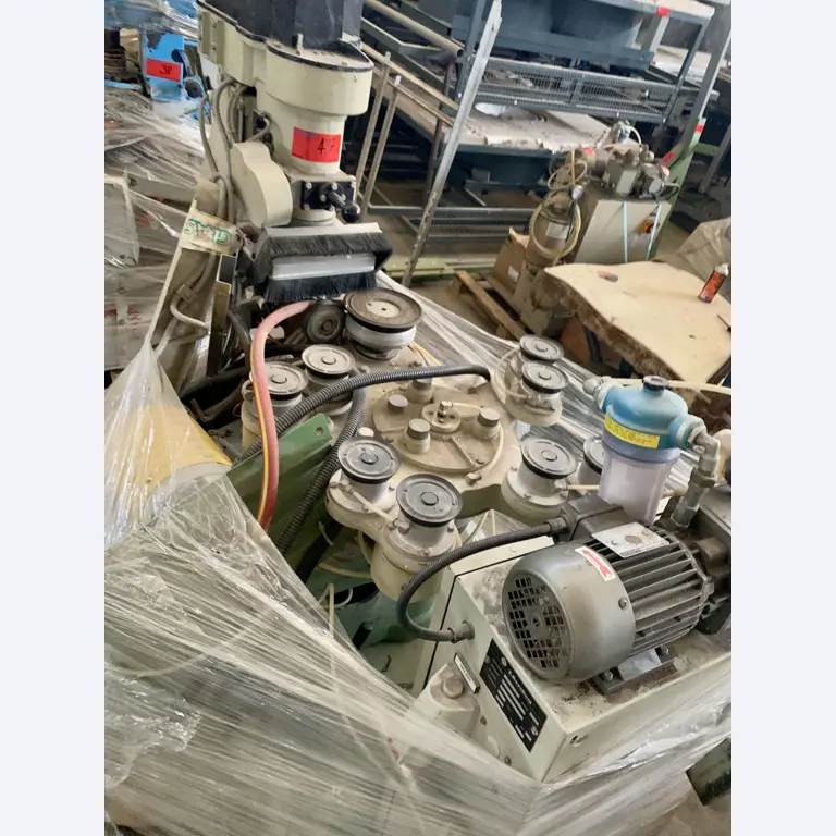 Sale of a complete warehouse of machinery for the glass industry in Spain-4