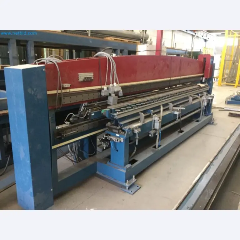 Sale of a complete warehouse of machinery for the glass industry in Spain-12