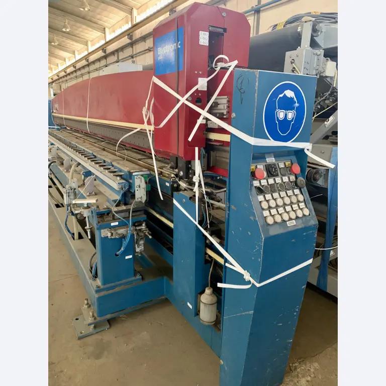 Sale of a complete warehouse of machinery for the glass industry in Spain-16