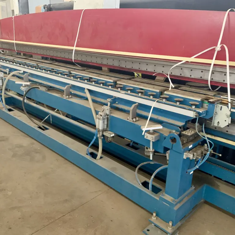 Laminated glass cutting table Bystronic LAMICUT