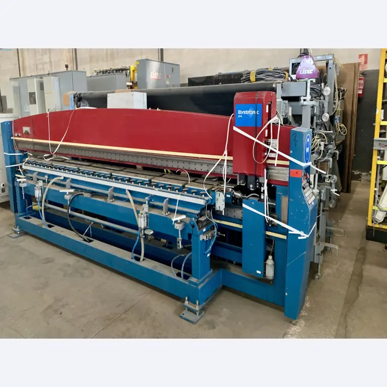 Sale of a complete warehouse of machinery for the glass industry in Spain-20